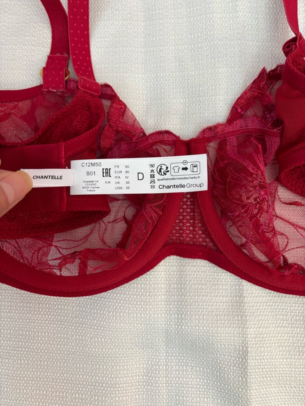 NEW Chantelle Fleurs Demi Bra - Candy Apple Shades Sz 36D NWT | Chantelle Bra - - Picture 12 of 13